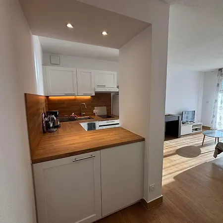 Apartman Location D'un Superbe Avec Piscine